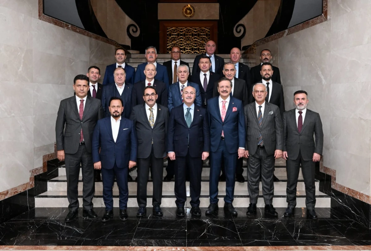 BAŞKAN YÜCEL BAYRAM: “ADANA İÇİN GÜÇLÜ BİR İŞ  ZEMİN OLUŞTURDUK”