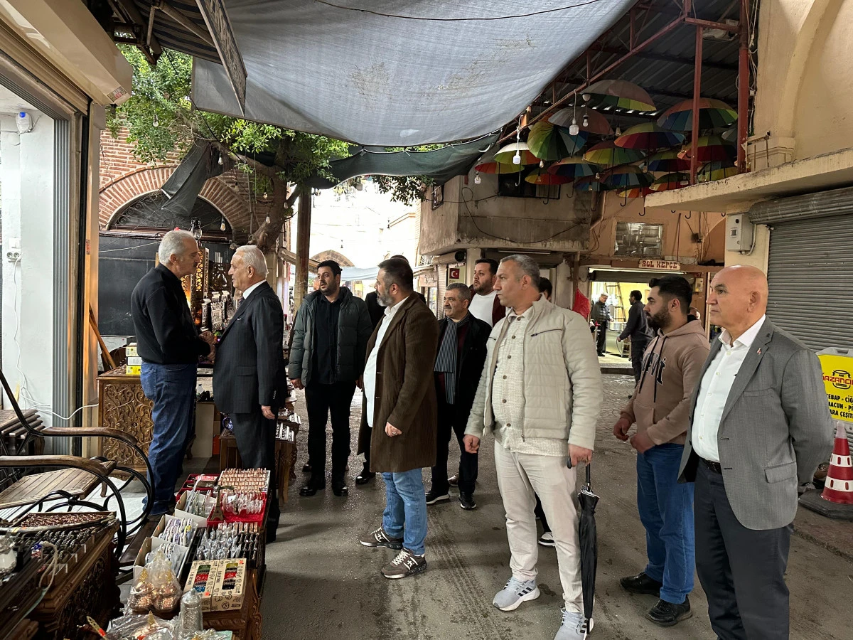 Başkan Yusuf Kanlı, tarih&icirc; &ccedil;arşıda sorun dinledi