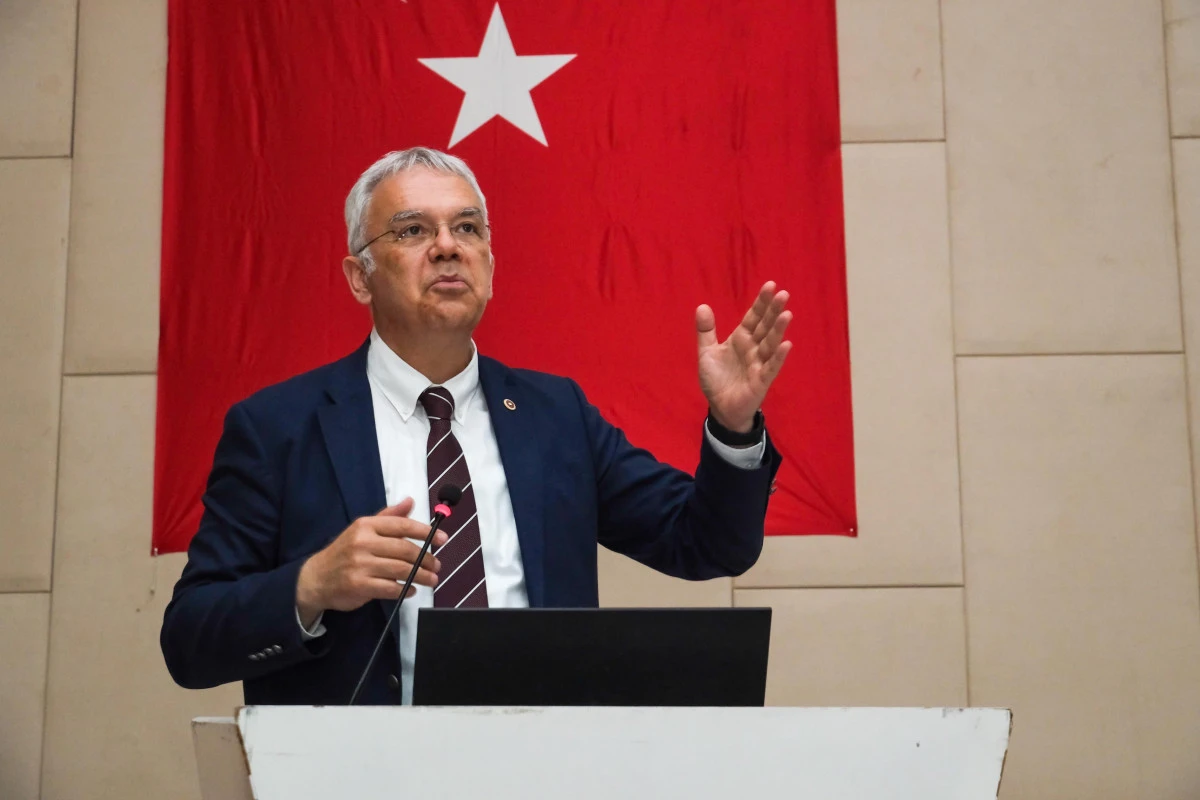 CHP CAO Sağlık Politikaları Kurul Başkanı Prof. Dr. Kayıhan Pala: &ldquo;Kamucu ve &Uuml;cretsiz Bir Sağlık Sistemi Kuracağız&rdquo;