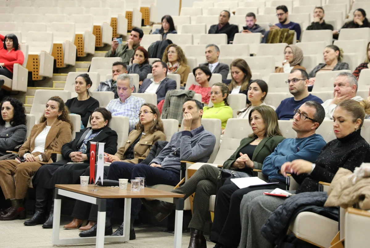 &Ccedil;ukurova &Uuml;niversitesinde &Ccedil;alıştay D&uuml;zenlendi