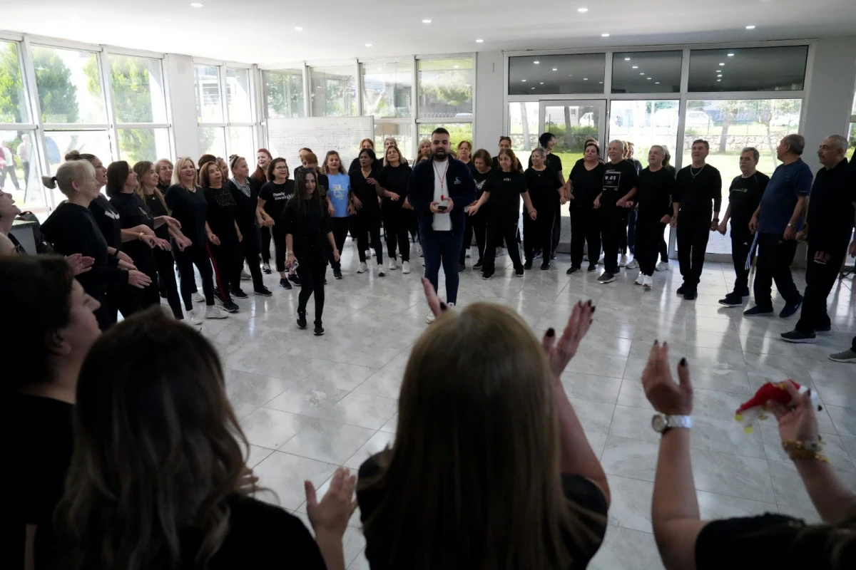 Çukurova'da Halk Oyunlarıyla Kültürel Mirası Canlandırıyoruz!