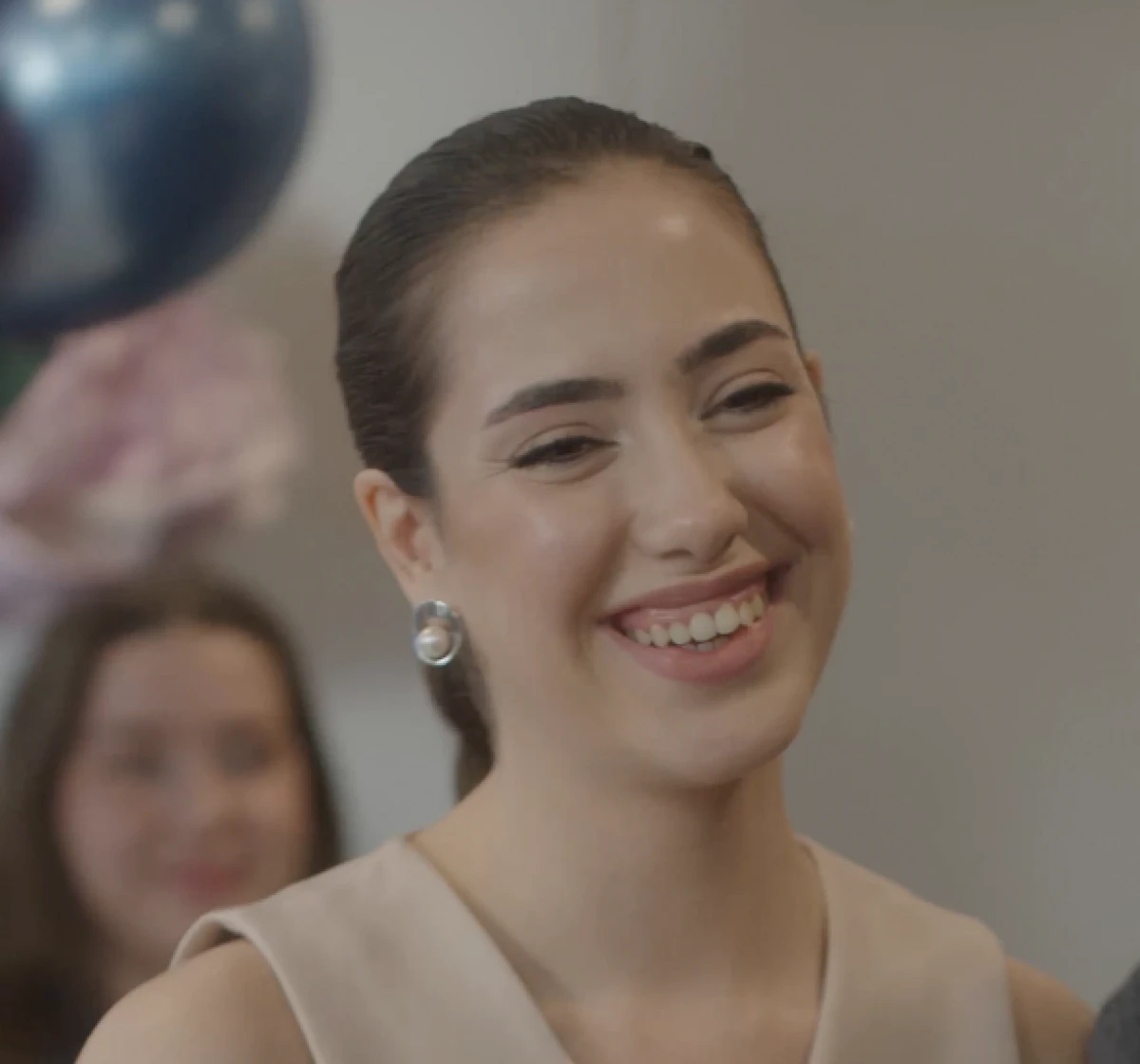 DİKEY DİZİ PROJESİ SHOW MUST GLOW ON BAŞLADI!