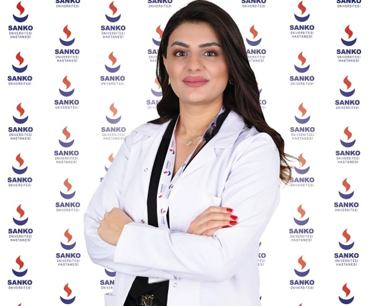 Zelal Ürek'in Sanko Hastanesi'ndeki Diyetisyenlik Yolculuğu Nedir?