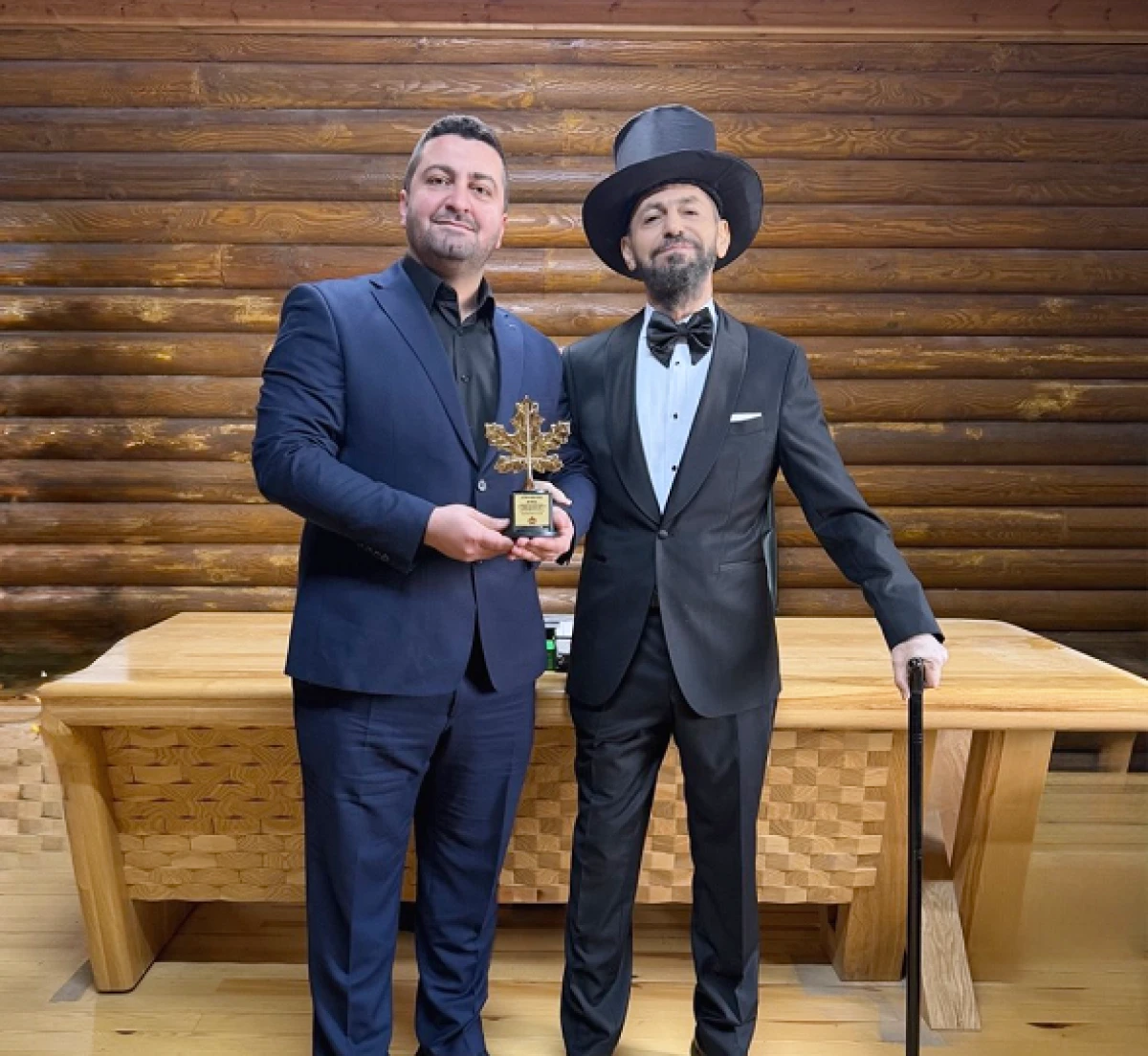  D&uuml;nyaca &Uuml;nl&uuml; Yazar Akif Manaf&rsquo;a Doğayla Barış &Ouml;d&uuml;l&uuml;