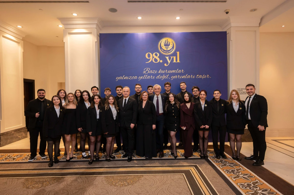 Eğitim İ&ccedil;in Bir Araya Geldiler