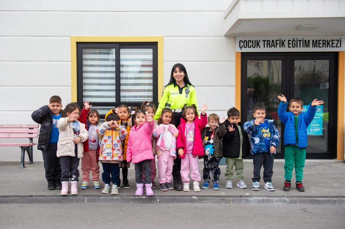Geleceğin S&uuml;r&uuml;c&uuml;leri Seyhan Trafik Parkı&rsquo;nda Yetişiyor