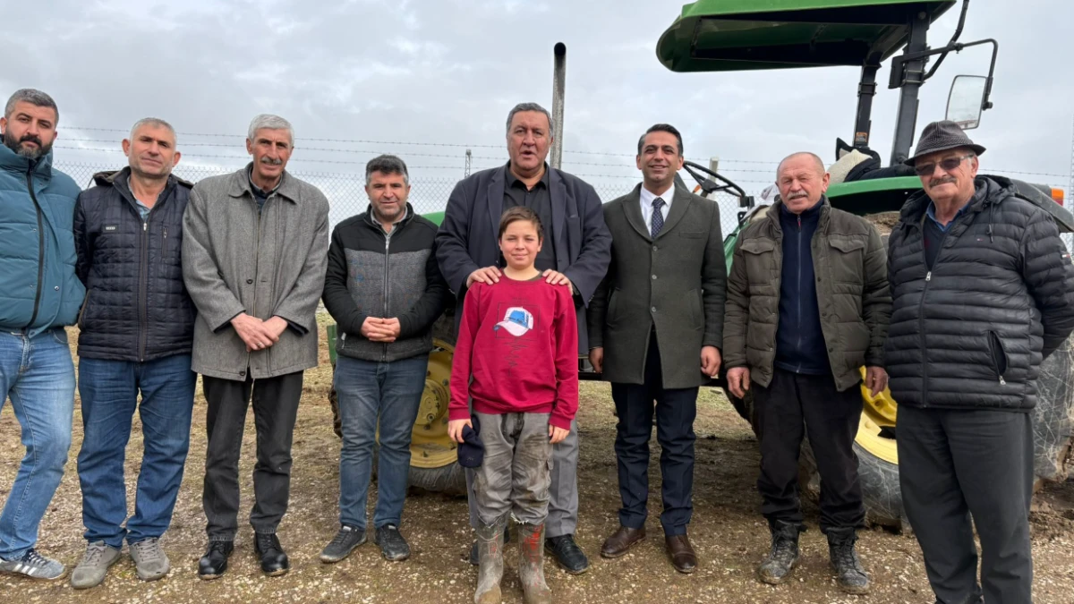 G&Uuml;RER: &ldquo;TARIMDA ARAZİ DE, &Uuml;R&Uuml;N DE, &Ccedil;İFT&Ccedil;İ DE AZALIYOR&rdquo;