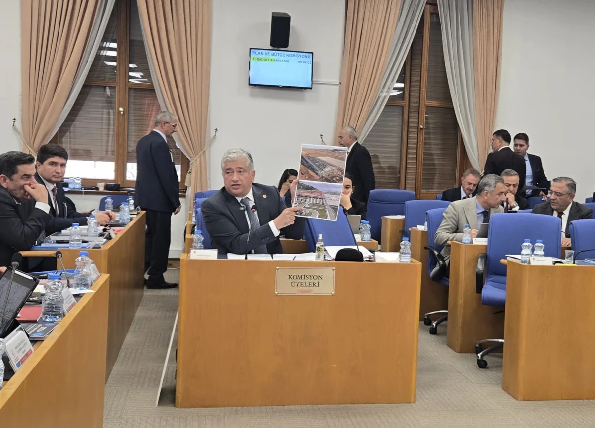 Kısacık’tan Ulaştıma ve Altyapı Bakanı Uraloğlu’na:''Kozan, Feke, Saimbeyli ve Tufanbeyli Yolu Duble Yol Olmalı''