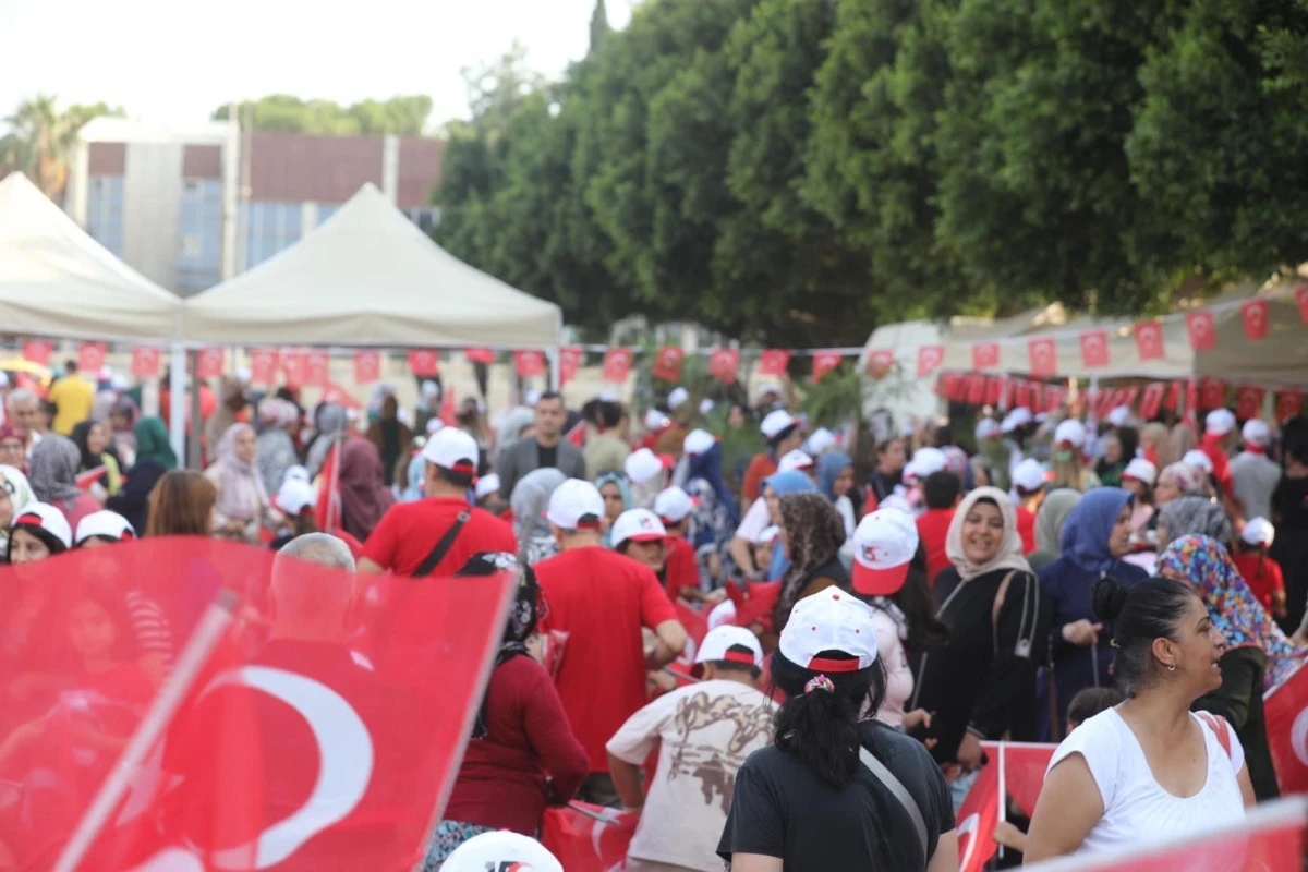 “O Geceyi Unutma, Bir Umut Uçur” Etkinliğiyle 15 Temmuz Ruhu Gökyüzüne Taşındı