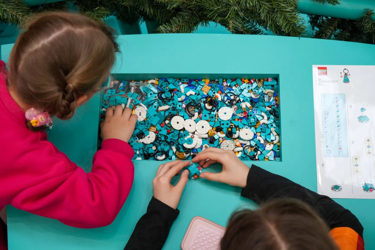 Oyun Burada, Sen Neredesin?