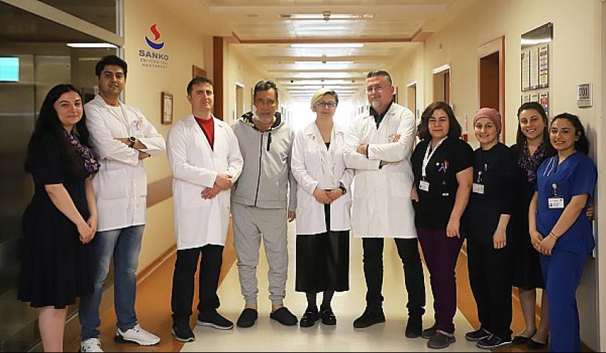 POLİKİSTİK BÖBREK HASTASINA KADAVRA BÖBREK NAKLİ