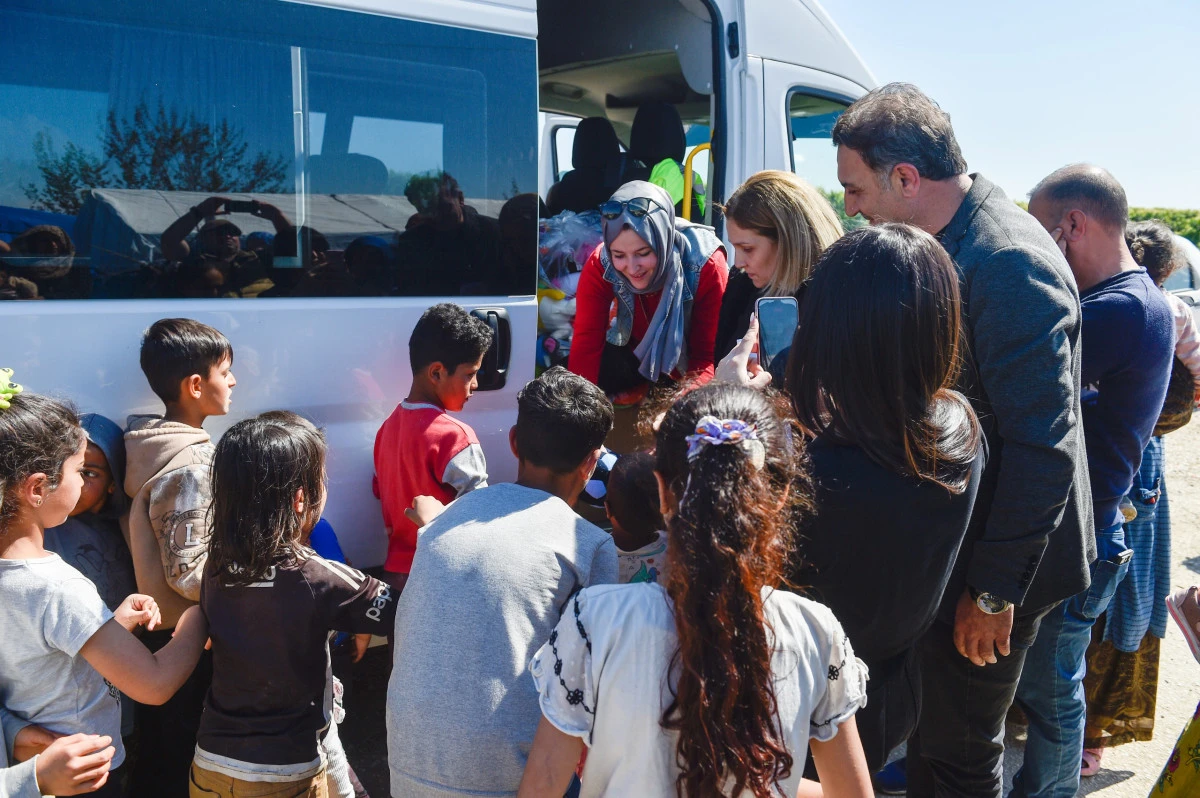 Seyhan Belediyesi&rsquo;nden Mevsimlik Tarım İş&ccedil;ilerine Yerinde Destek