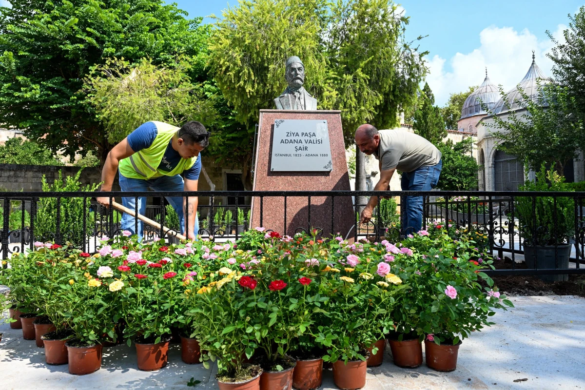 Seyhan&rsquo;da Ziya Paşa Parkı Festival &Ouml;ncesi Yenilendi