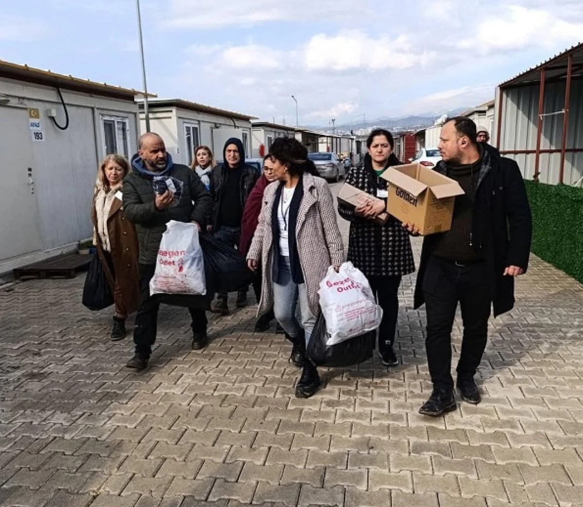 Sıcak Kalpler&rsquo;den Sosyal Dayanışmayı Artıracak Proje