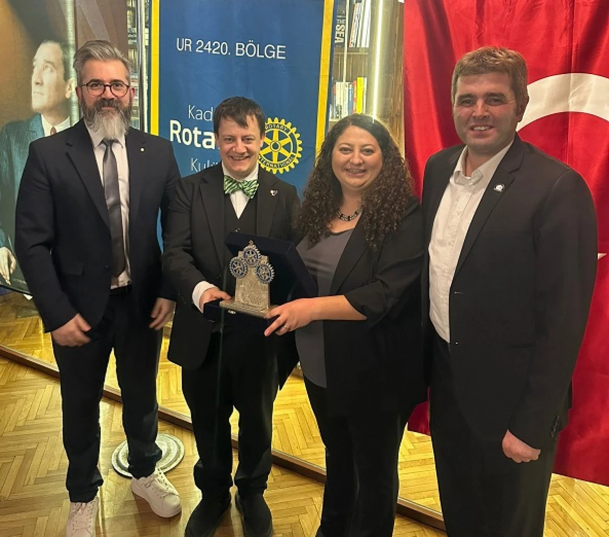 Ayşe Selçok Kaya'ya Meslekte Üstün Hizmet Ödülü! Neden Önemli?