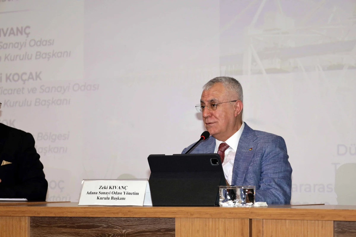 Tarsus Üniversitesi'nde İhracat ve Lojistik Üzerine Stratejik Panel