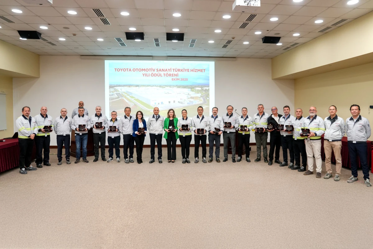 Toyota Türkiye,388 çalışanına ‘Hizmet Yılı Ödülü verdi