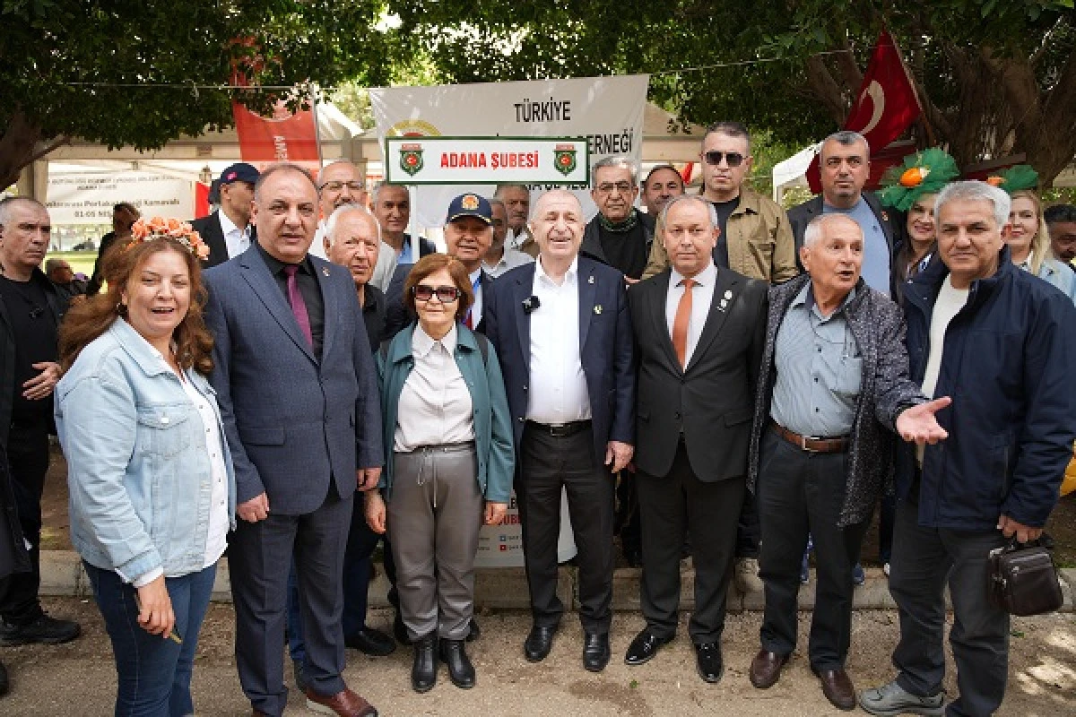 Ümit Özdağ, Adana Festivalinde Askeri Derneklerle Buluştu mu?