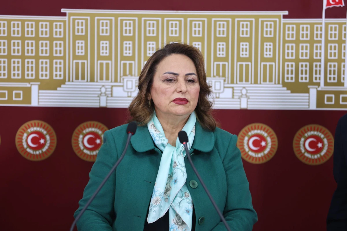 &ldquo;Vatandaşların borcu 6.1 trilyon lira gibi rekor seviyeye ulaştı&rdquo;