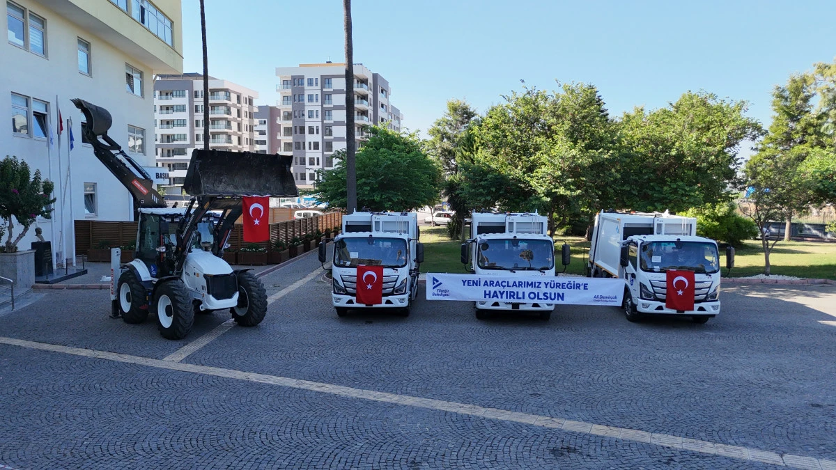   Y&Uuml;REĞİR BELEDİYESİ HİZMET FİLOSUNA 4 YENİ ARA&Ccedil; DAHA KAZANDIRDI